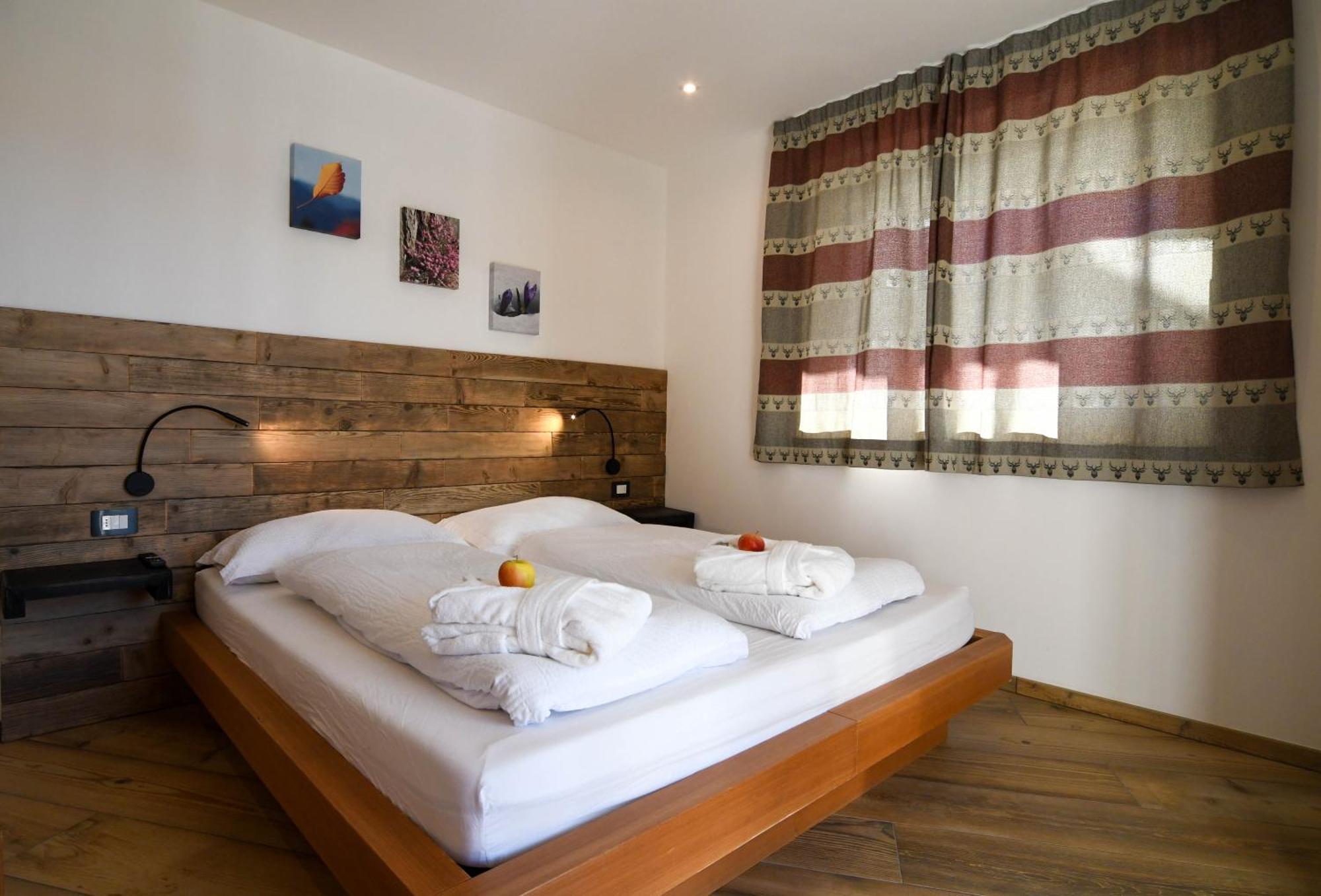 Bed and Breakfast Abete Rosso Teser im Fleimtal Exterior foto